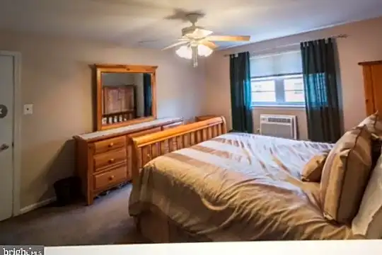 61 Llanfair Rd #B-2 Photo 2