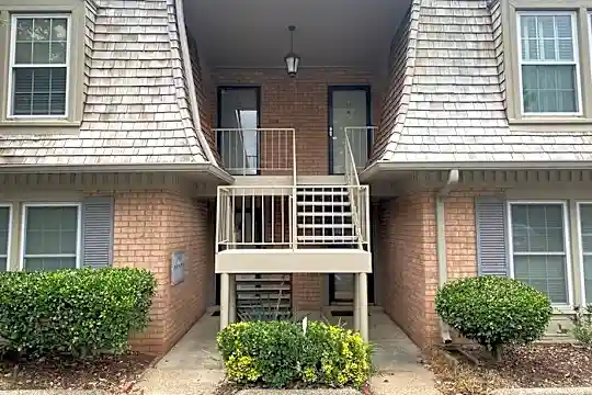 3000 Hillsboro Pike Photo 1