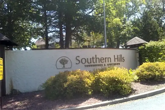 Southern Hills Photo 2