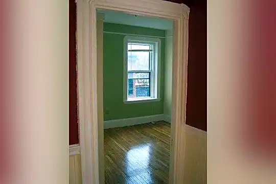76 Revere St Photo 2