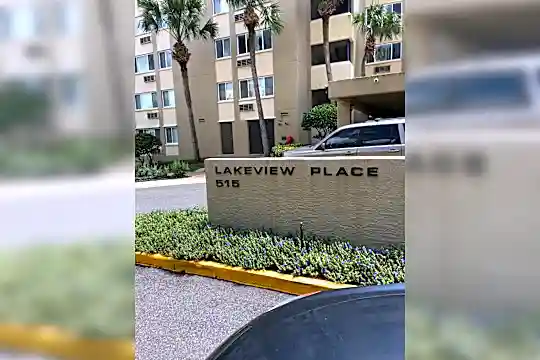 Lakeview Place (Senior 65+) Photo 2