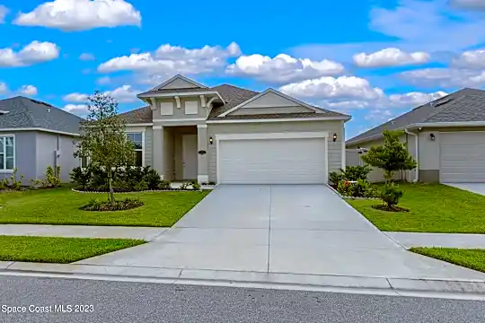 485 Kylar Dr Photo 2