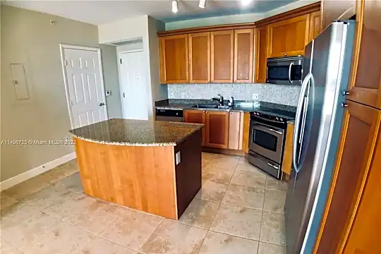 55 Merrick Way #632 Photo 2