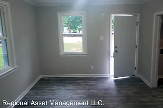1 Country Squire Ct Photo 2