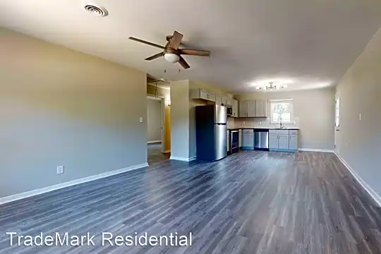 1806 Midwood Drive Photo 2