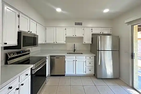 1817 E Intrepid Ave Photo 1