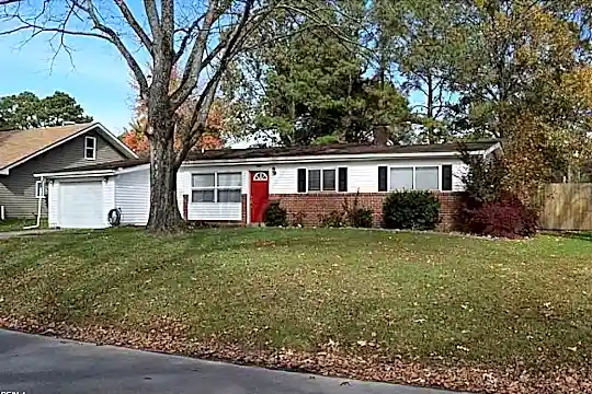 480 Cronin Rd Photo 2