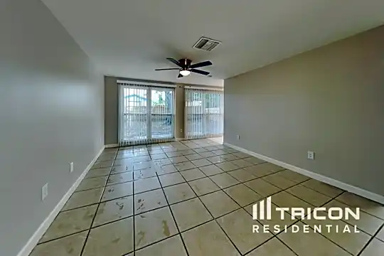 7224 Northbridge Boulevard Photo 2