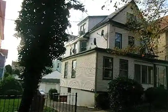 434 S 1st Ave Photo 2