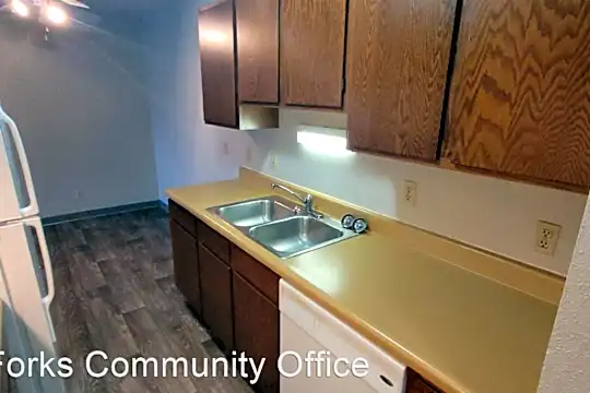 1073 Landeco Ln Photo 1