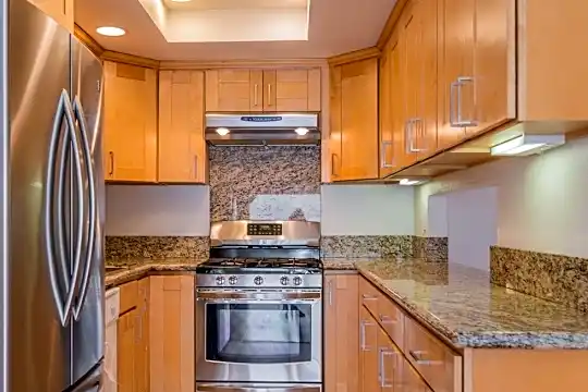 333 Burchett Street, Unit 307 Photo 1