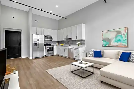 25 Raymond Ave #1B Photo 1