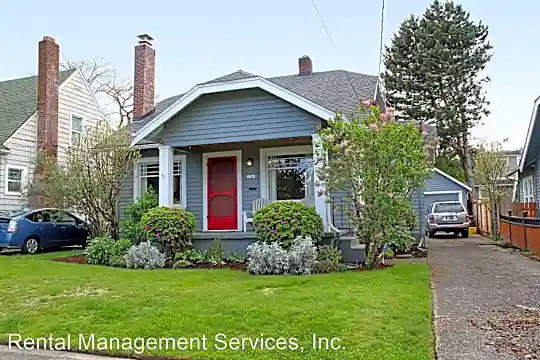 3343 NE 13th Ave Photo 2