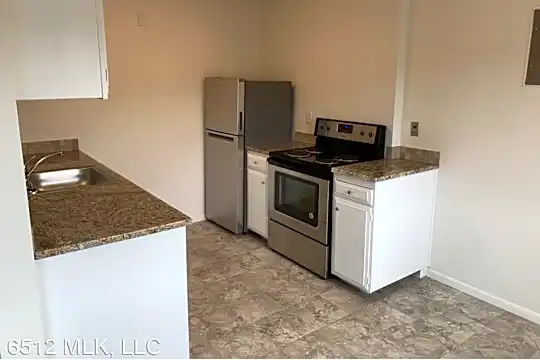 6512 Martin Luther King Jr Way S Photo 2