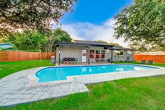 17155 Barcelona Dr Photo 1