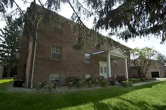 Kerrybrook Apartments Photo 2