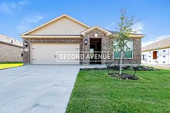 2108 Hardwick Dr Photo 1