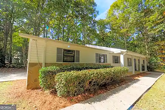 125 Brooks Dr Photo 1