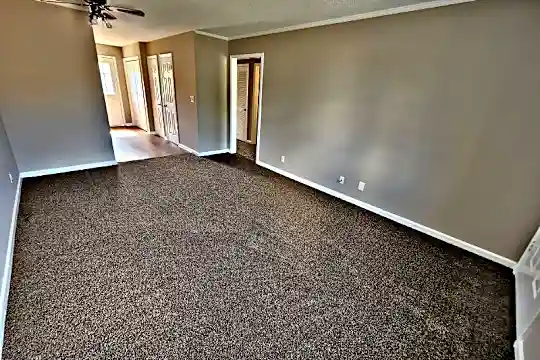 4424 Torrance Dr NW Photo 1