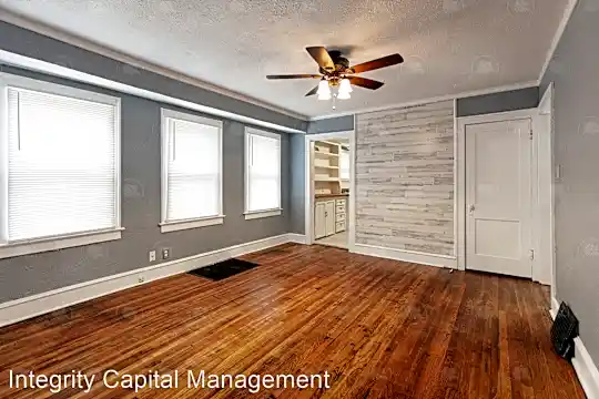 3744 Indiana Ave Photo 1