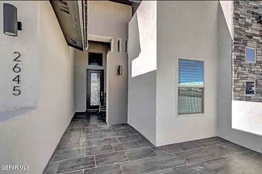 2645 Tierra Murcia St Photo 2