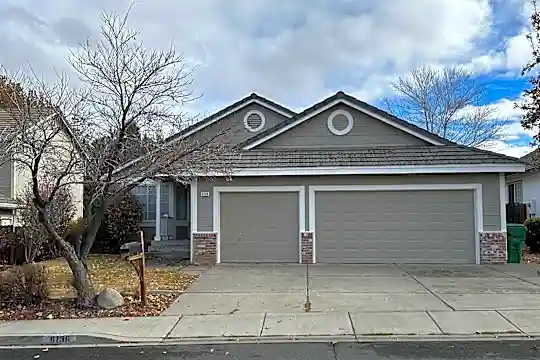 6136 Greenbrook Dr Photo 1
