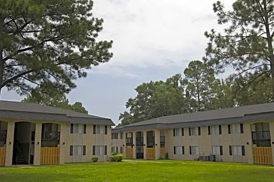 Northpointe Apartments Photo 1