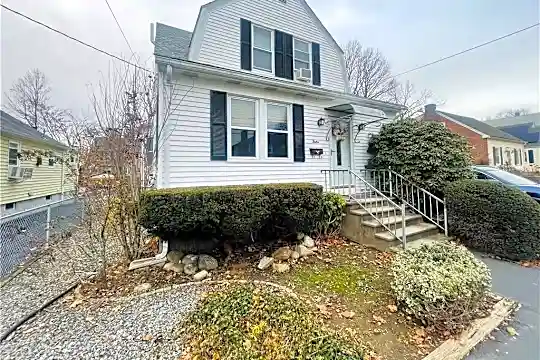 12 Lookout Ave Photo 1