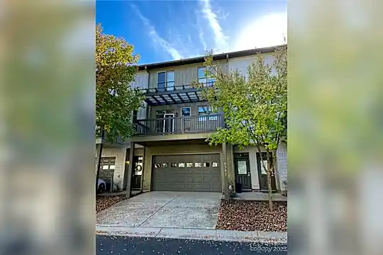 8040 Black Forest Ln #4343 Photo 1