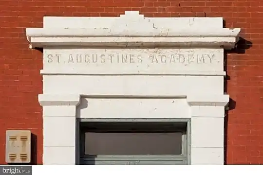 427 Vine St #B Photo 2