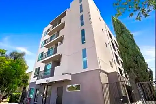 8802 Van Nuys Blvd Photo 1