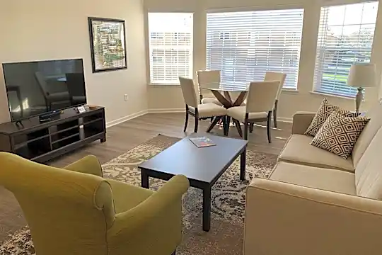 8452 Towne Center Cir Photo 1