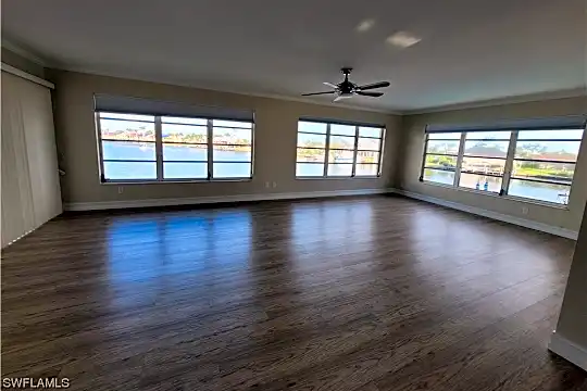 408 Tudor Dr #2F Photo 1
