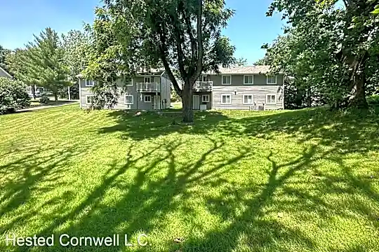 3112 West St Photo 2