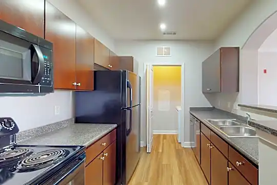 1 Ames Hill Dr Photo 2