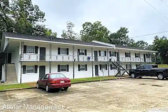215 Louisville Street Photo 2