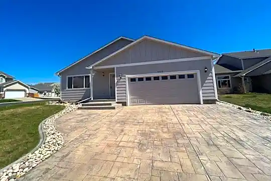 3702 Elgin Pl Photo 1