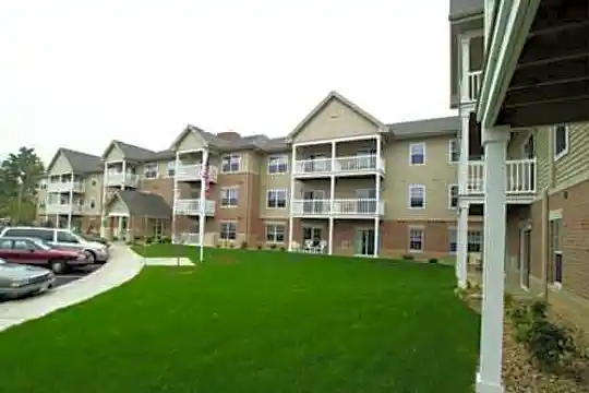 Frost Woods I & II Photo 1