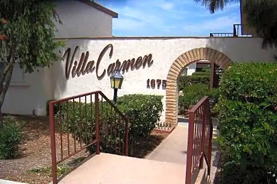 Villa Carmen Apartments Photo 1