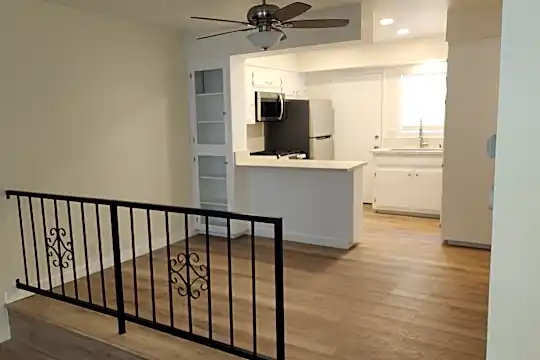 14328 Addison Street, Unit 4 Photo 1