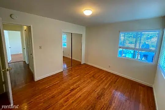 647 Victor Way Photo 2