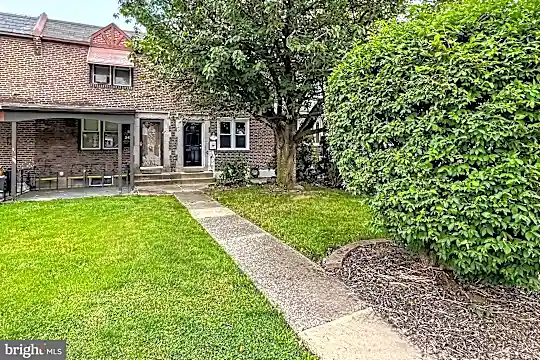 243 Westbrook Dr Photo 1