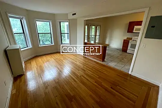 1133 Commonwealth Ave Photo 1