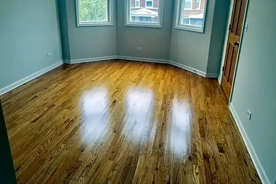 4142 W Kamerling Ave #2 Photo 2