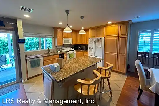 14791 Dahlquist Rd Photo 2