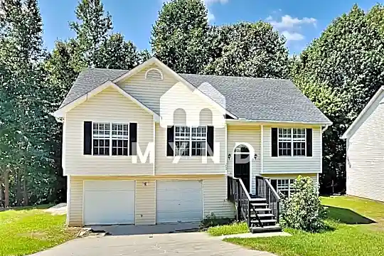 1066 Bridle Creek Dr Photo 1
