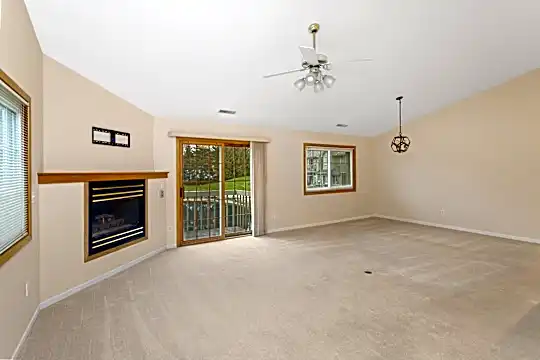 18750 Brookfield Lake Dr #29 Photo 1