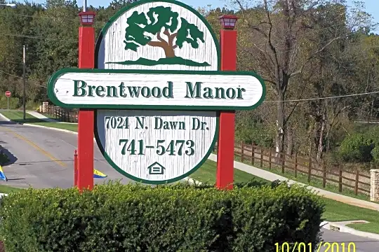 Brentwood Manor Photo 1