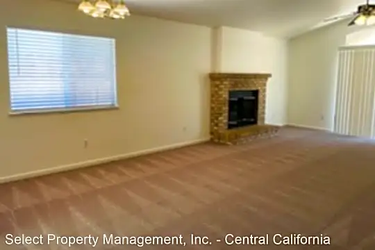 1136 Citrus Ct Photo 2