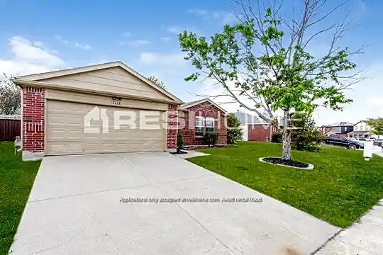 7116 Lanyon Drive Photo 2
